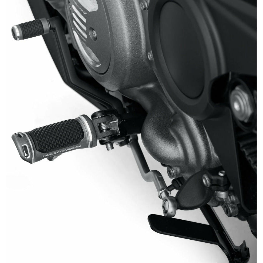 Harley-Davidson® Adversary Rider Footpegs - Silver