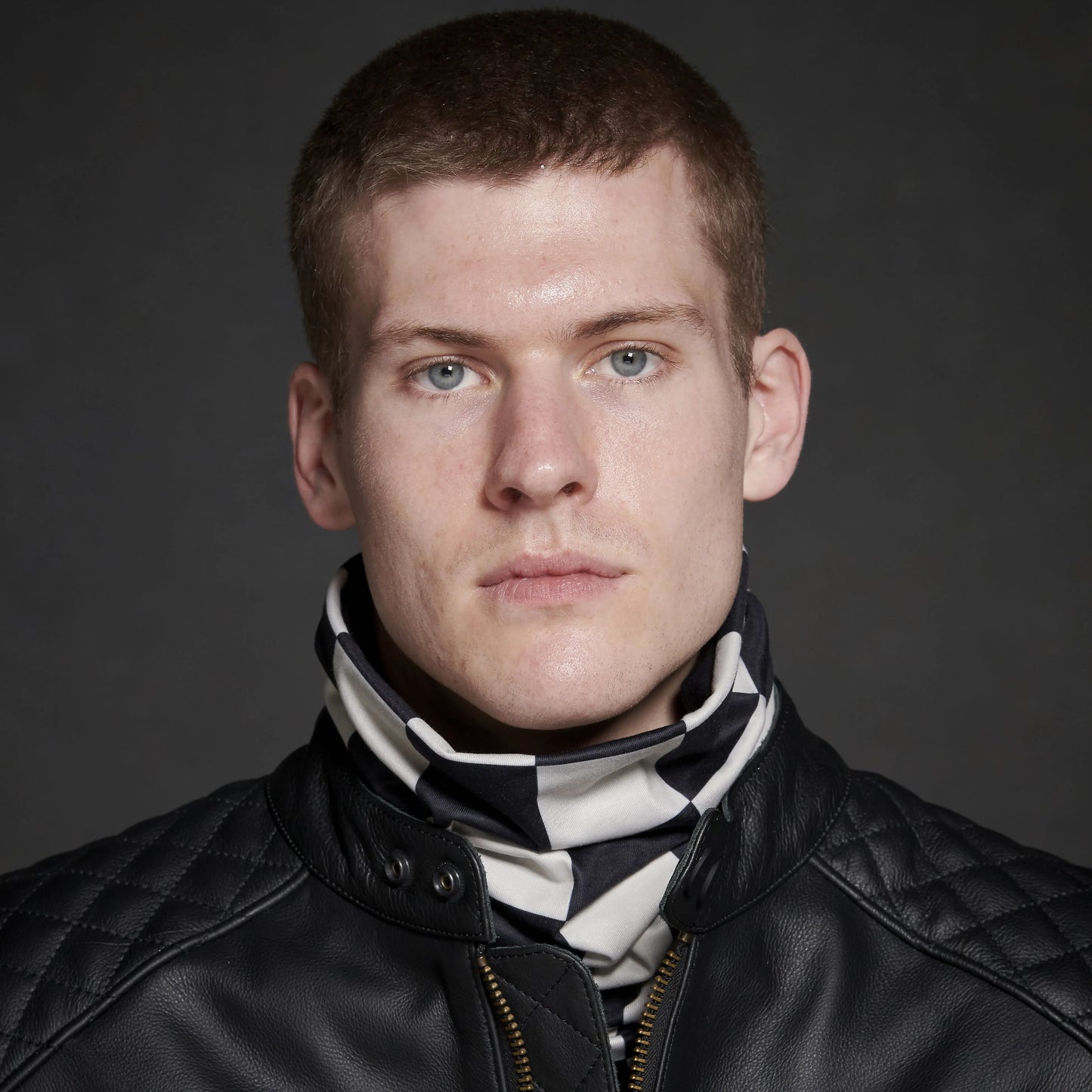 Triumph Cohen Neck Tube - Black/Bone