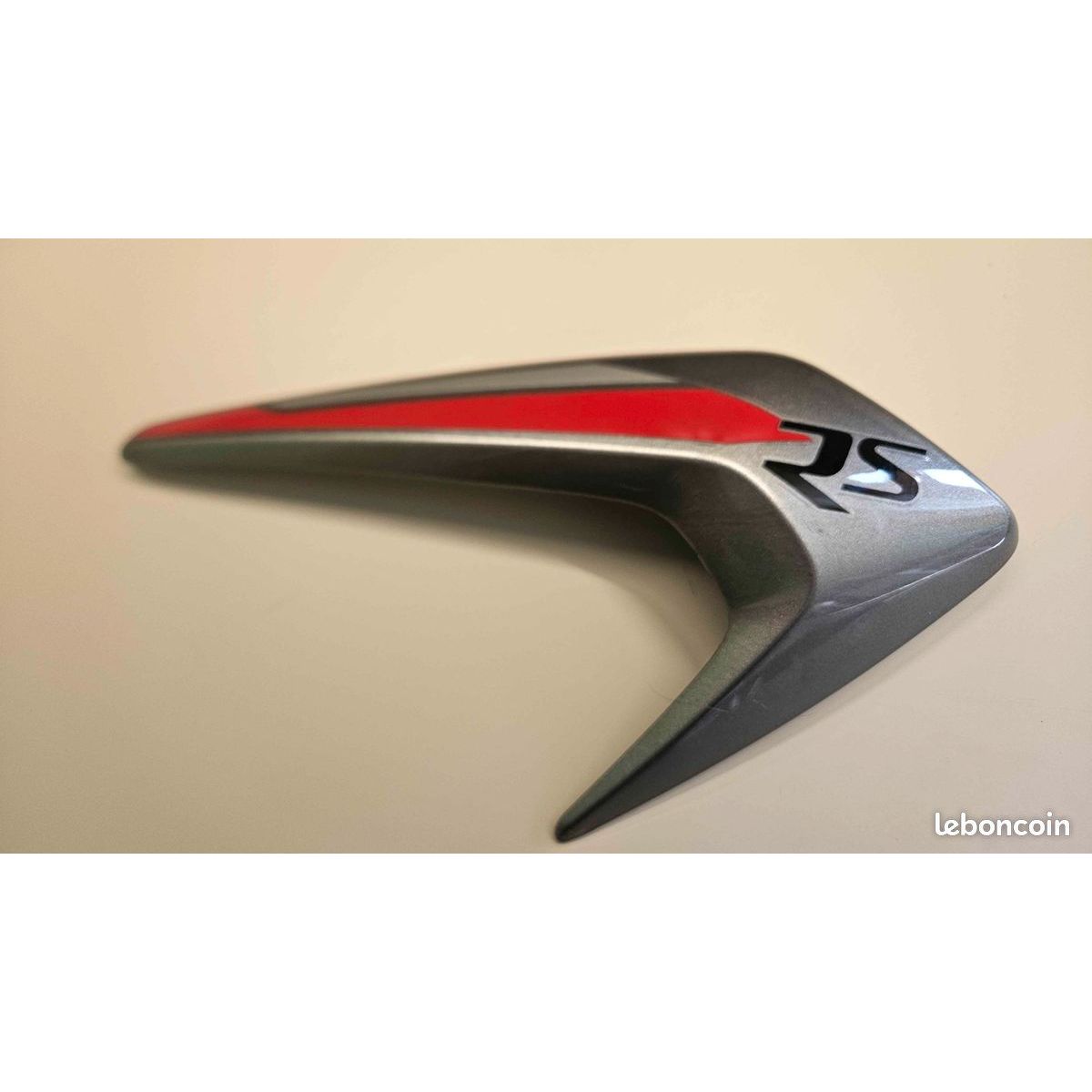 T2316041-MP-Radiator Cowl, Outer, LH, painted, SLV ICE