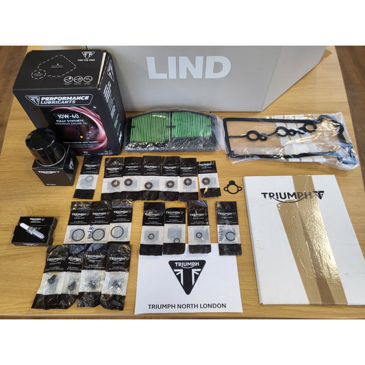 Triumph Daytona Moto 2 765 Genuine Engine Service Kit & Engine Oil