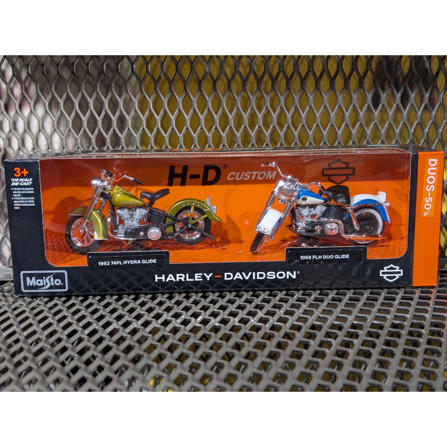 Harley-Davidson® 1:18 Harley-Davidson Decade Duo's 50's
