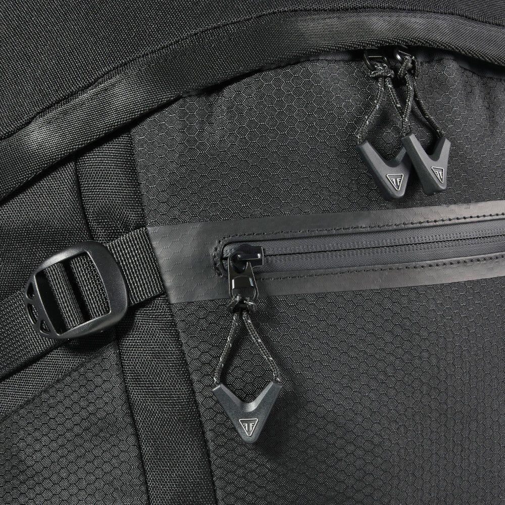 Triumph 25L Commuter Bag