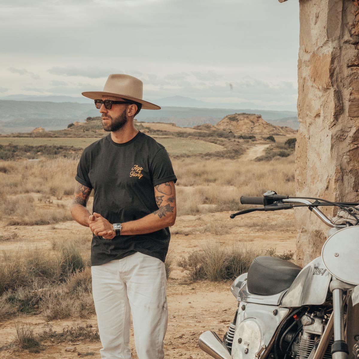 Age of Glory Rambler Tee - Washed Black